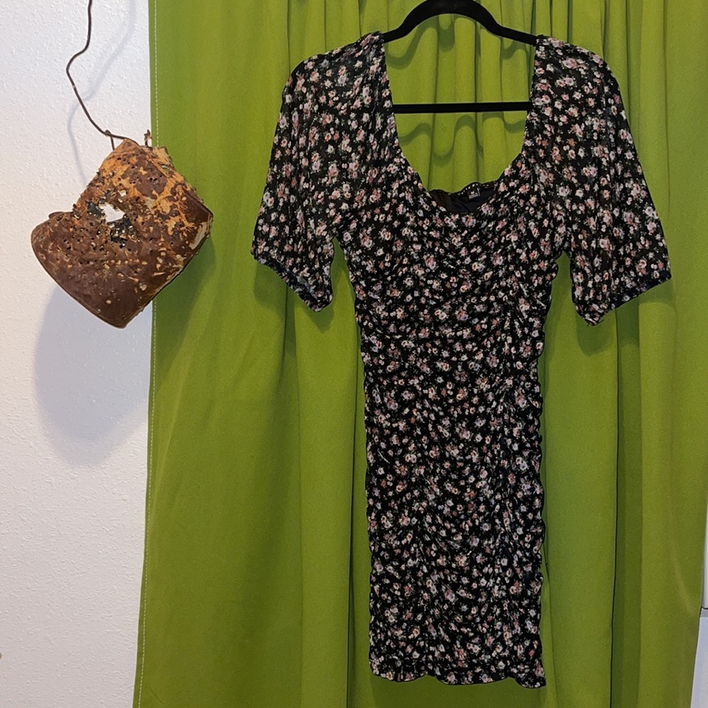 Cute dress SOLD